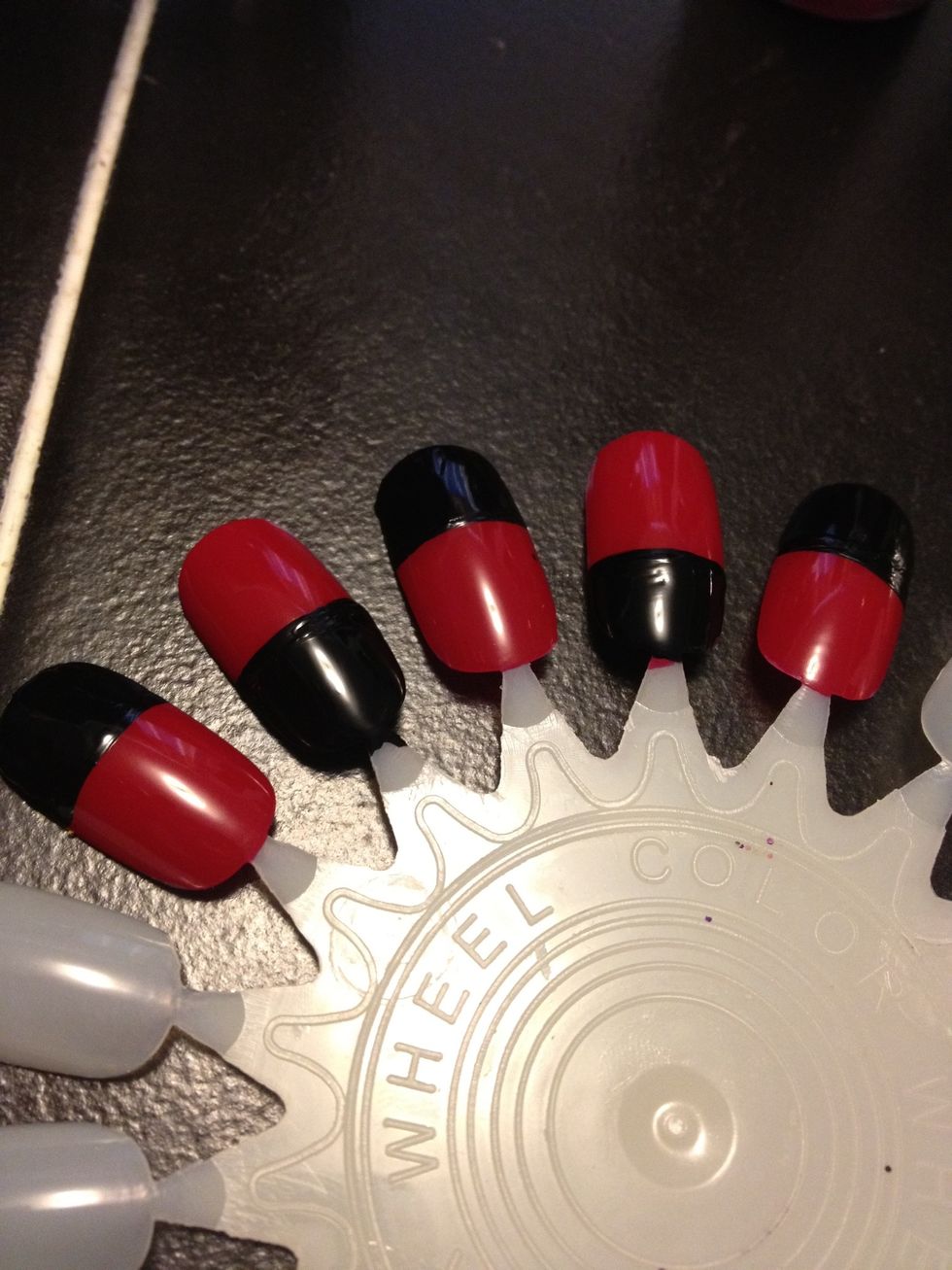 Now add black tips, and black at the bottom. You can choose to do them in this order, or your own :) Now wait for the polish to completely dry