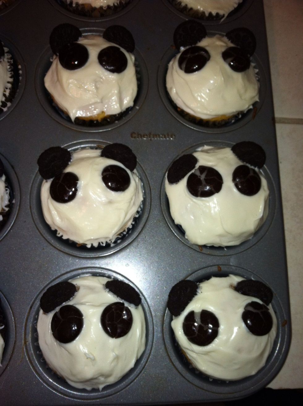 Now add junior mints for the black around the eyes