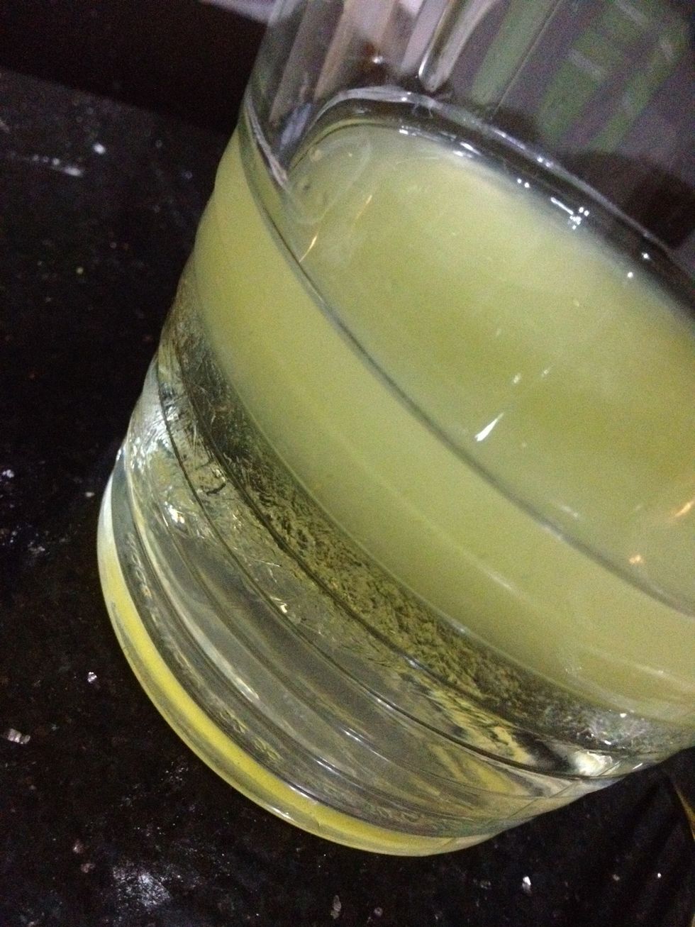 Now, add the cooled simple syrup and your lemon juice in a jug.