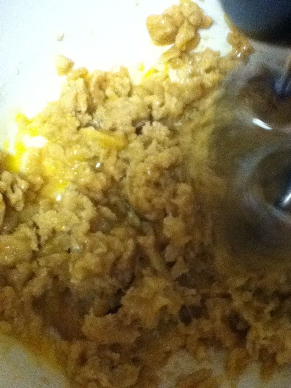 Now, add the egg and vanilla and combine.