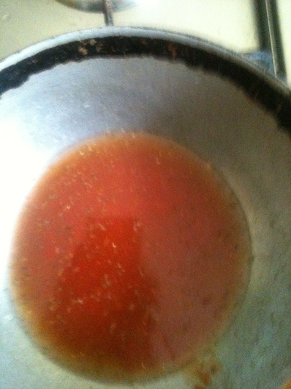 Now add the Ketchup to the broth and let it boil for about 5-10 minutes, till the water evaporates and you get the thick ketchup.