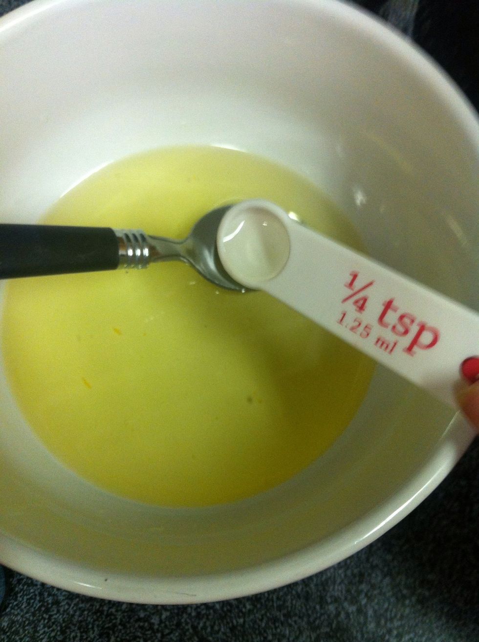 Now add your essential oil.... Mine is spearmint! :)