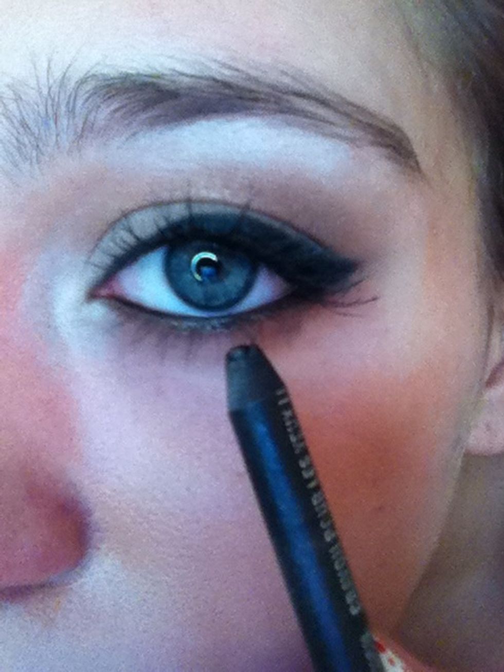 Now apply your bottom liner