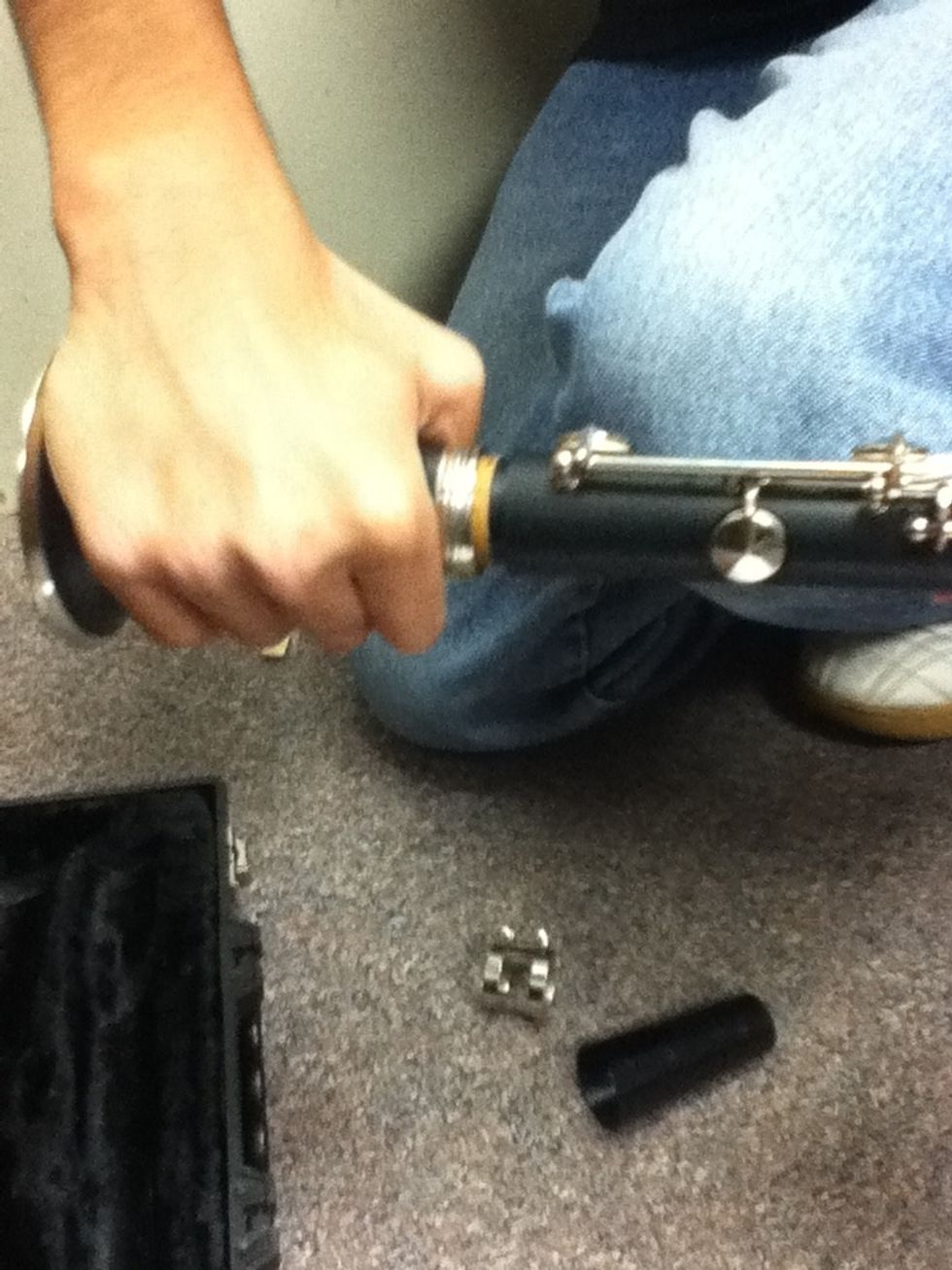 now assemble the following pieces, as always make sure they are twisted properly.