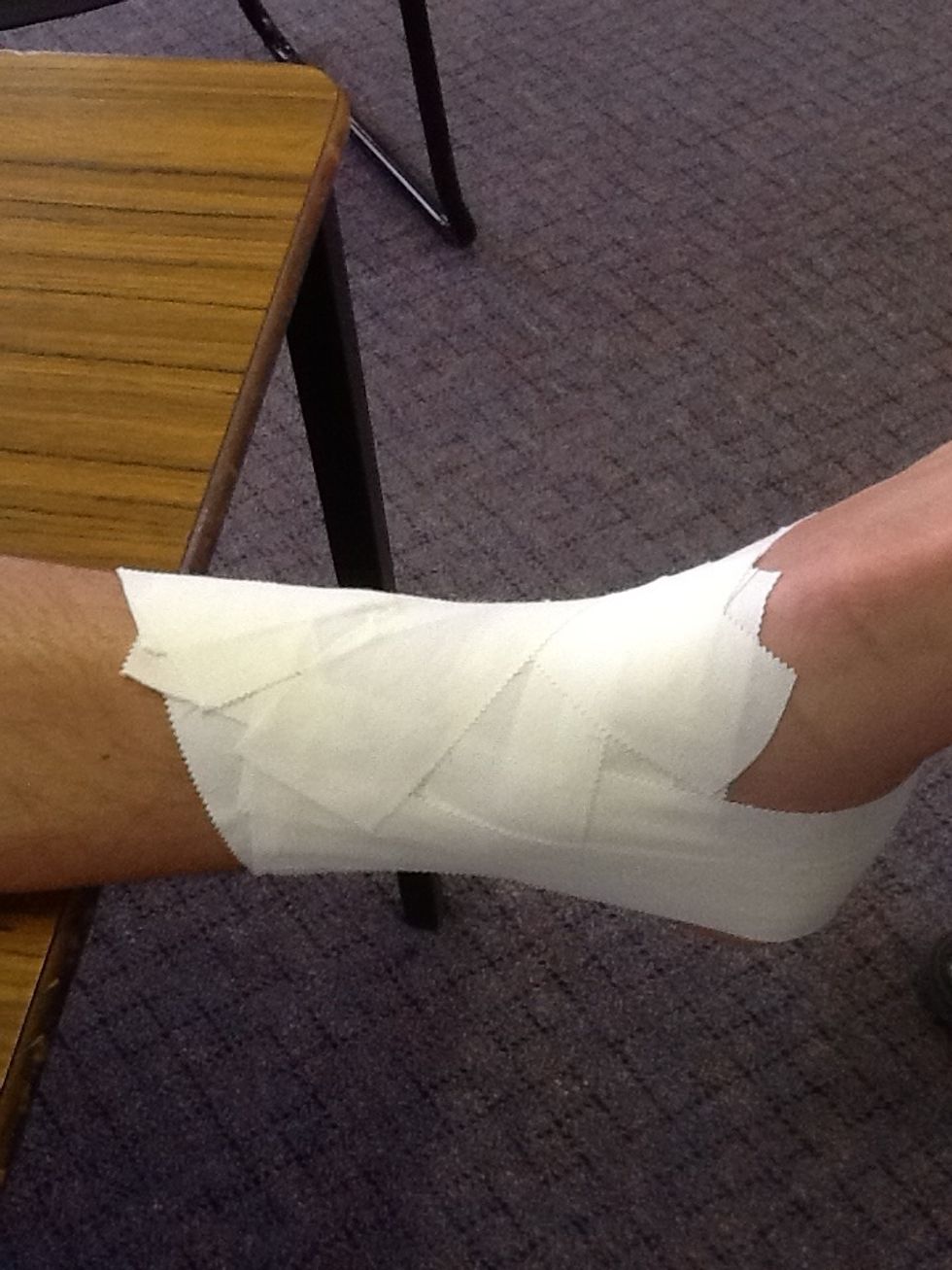 Now begin to do a figure 6 shape. Medial to lateral