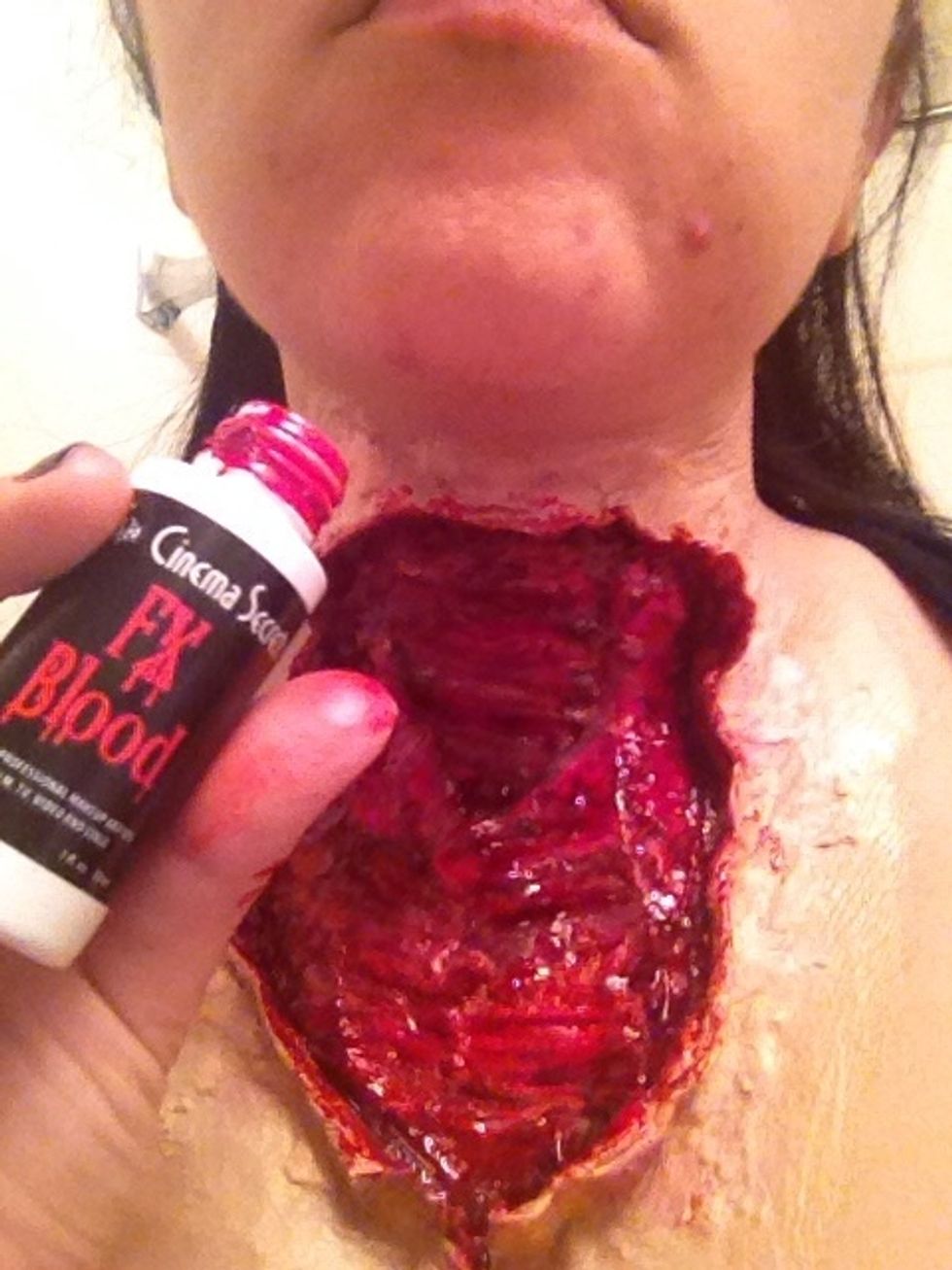 Now blood time. First gel blood. Cover most of the inside and around the edges.