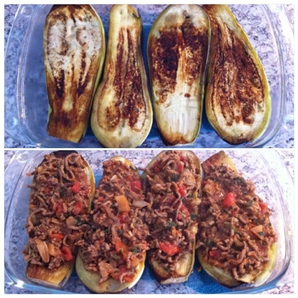 Now carefully transfer the meat to the eggplants and fill the inside with the meat mixture. Carefully press meat a little bit into the eggplants to put more meat in it\ue405. PS: dont throw away the juice!