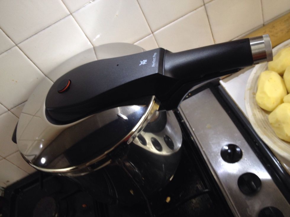 Now, close the pressure cooker lid following manufacturer's instructions. Yes, using pressure is how you cut down cooking time by 70% and leaving it to cook over low heat for only 30 minutes instead.