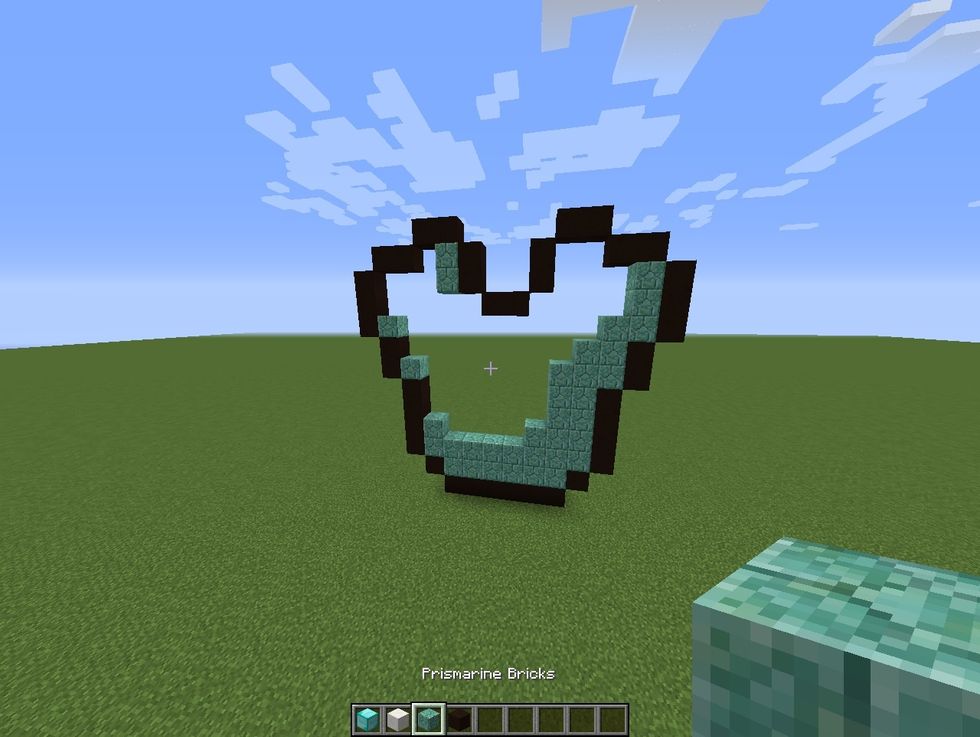 Now, copy this assortment of prismarine bricks. This will be the secondary color.