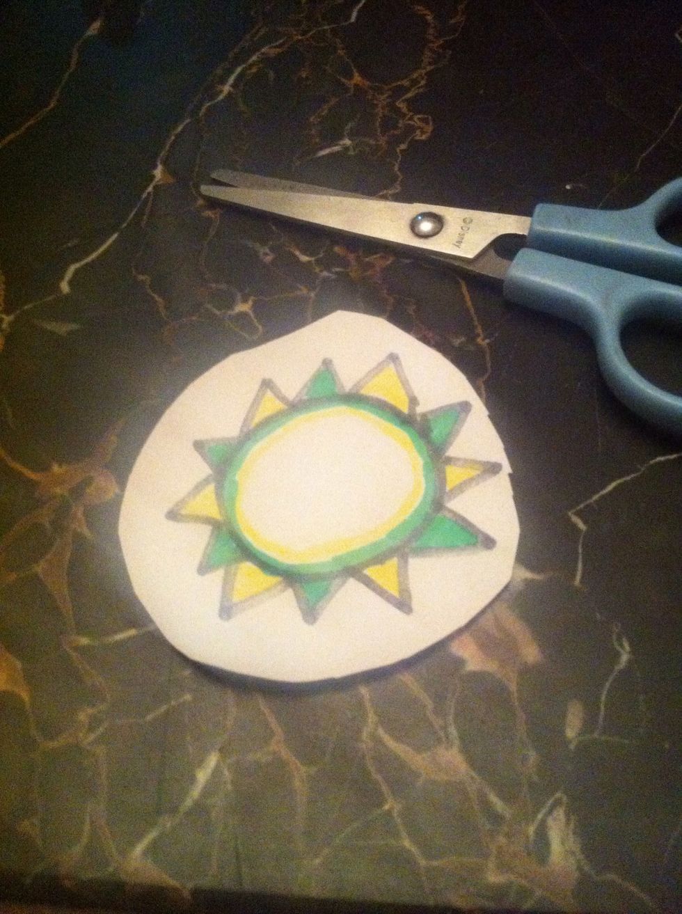 Now cut it in a circle so it's easier to cut