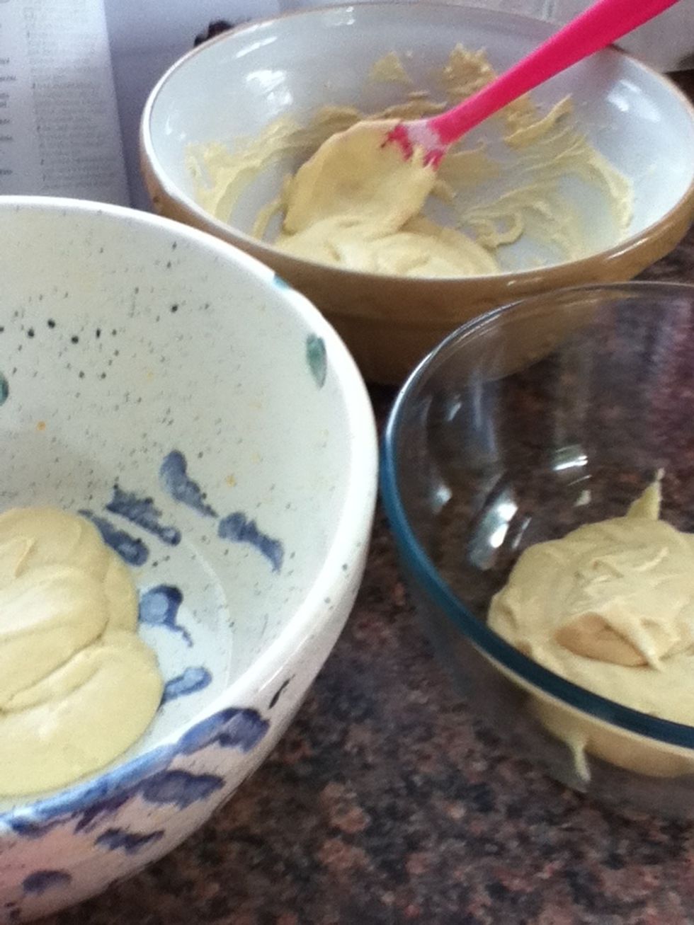 Now divide your mixture into three different bowls equally.