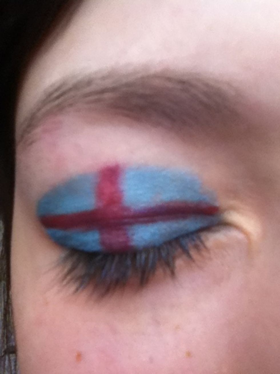 Now draw another line in red, but this time, horizontal.