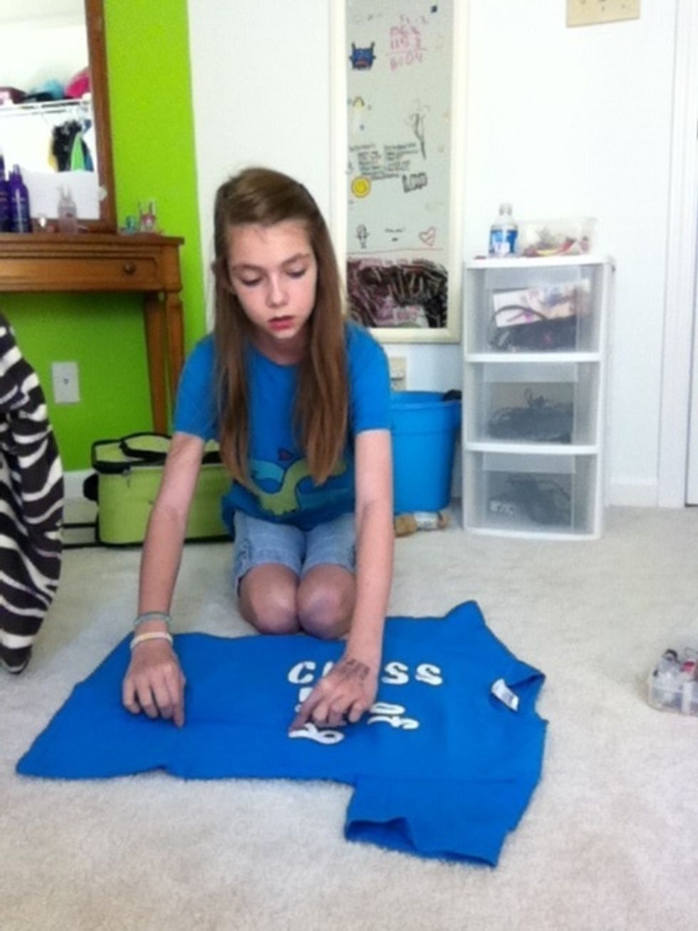 Now, follow that mark all the way up to the shoulder.