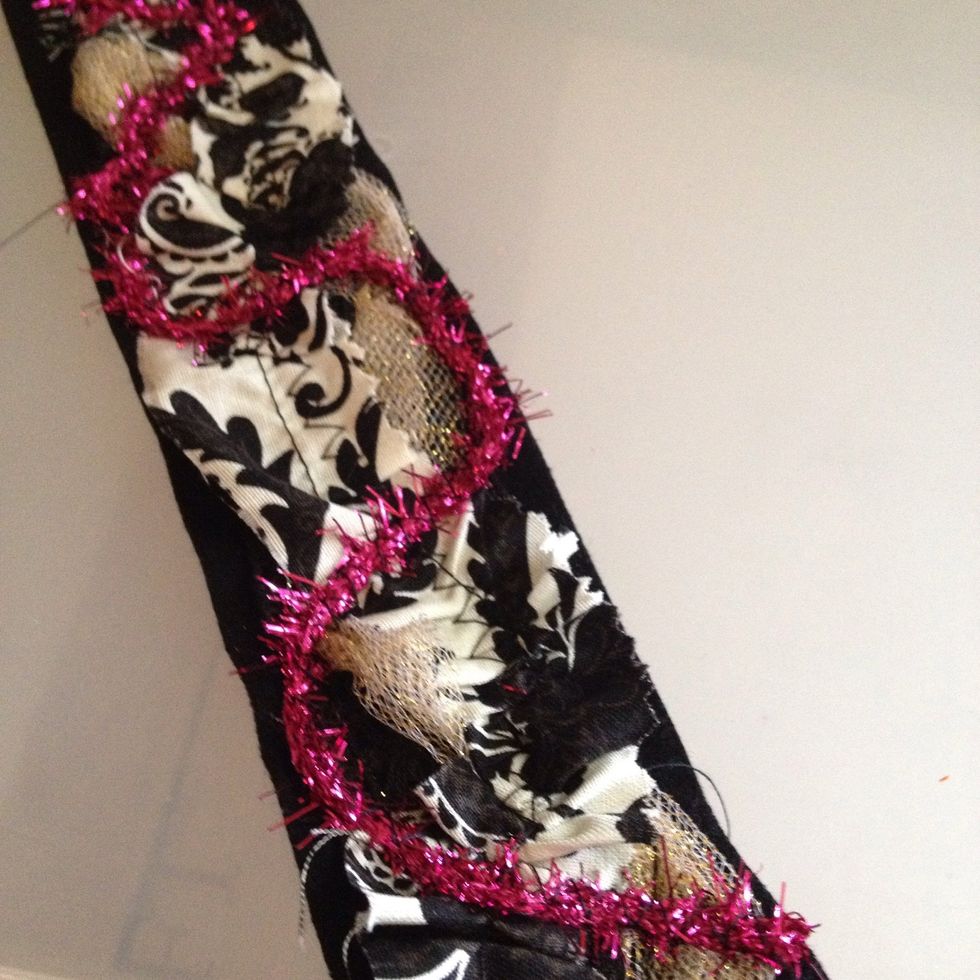 Now for some color I added Petaloo Fancy Glitz Trims in Fuscia