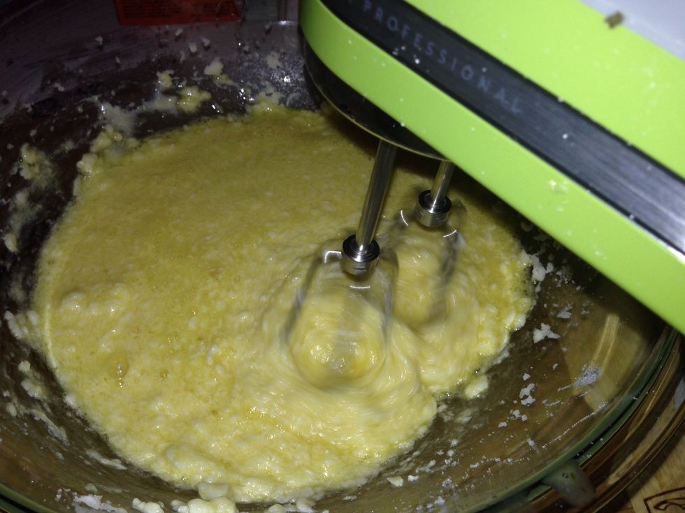 Now for the cake batter! In a big bowl beat 1 1/2 sticks of butter (softened) and 1 1/4 c sugar until fluffy add in 3 eggs 1 tsp vanilla mix: add in 3tsp baking powder 1/4 tsp salt 1c milk mix: