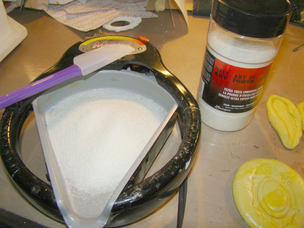 Now for the fun part. Using your Melt Art Melting Pot turn the heat up to high and pour a generous amount of UTEE in the pot and allow to melt.