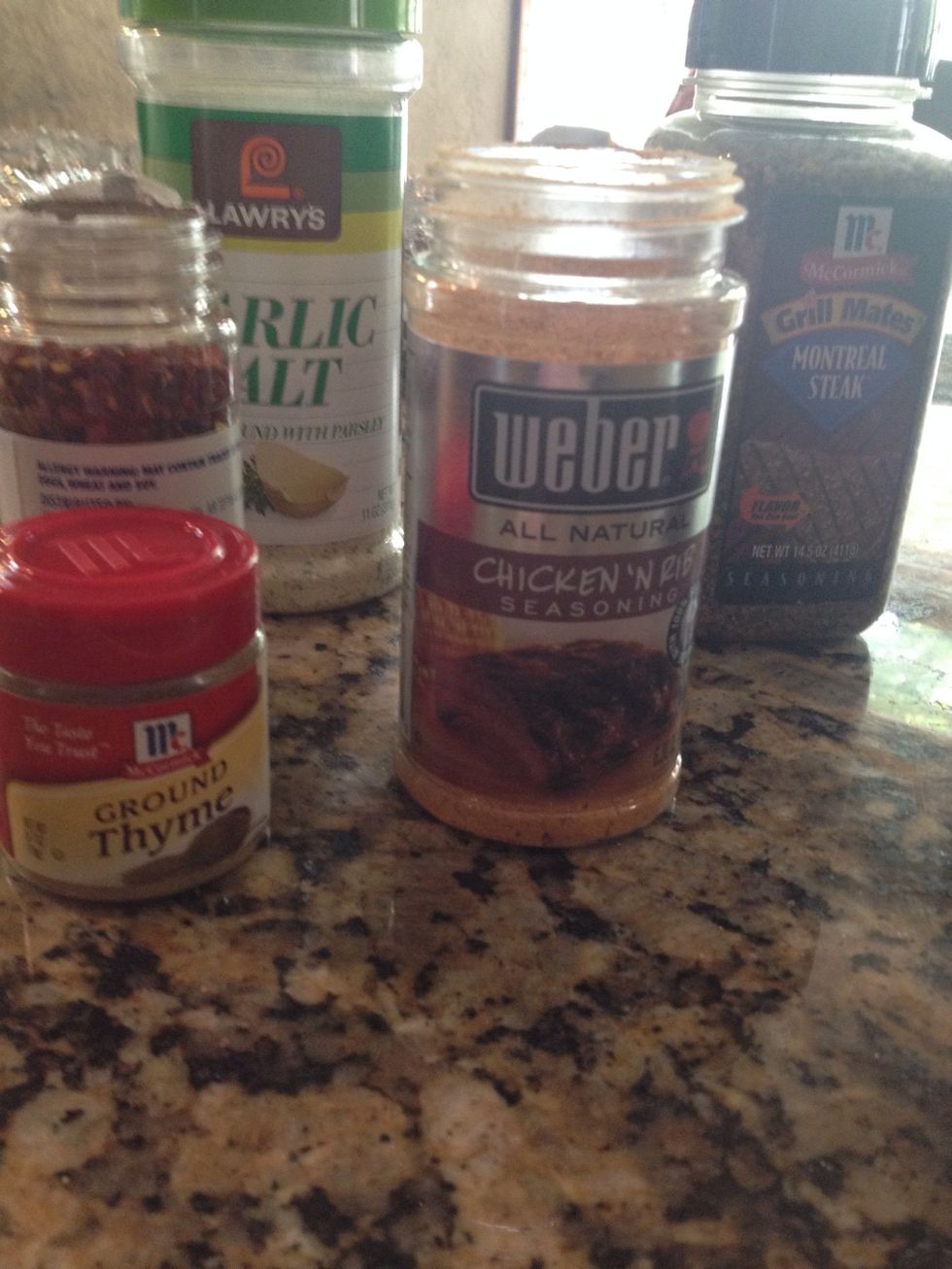 Now for the spices. These are my picks: thyme, garlic SALT, Montreal steak seasoning, a chicken and rib seasoning and crushed red pepper.
