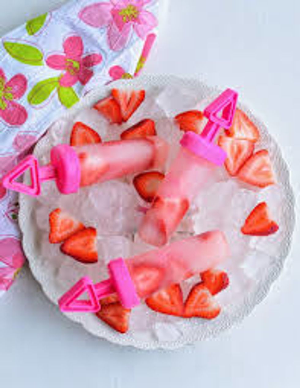 now freeze your popsicle end they will end up looking like this *this picture is the popsicle with the fruit showing like I said last slide*