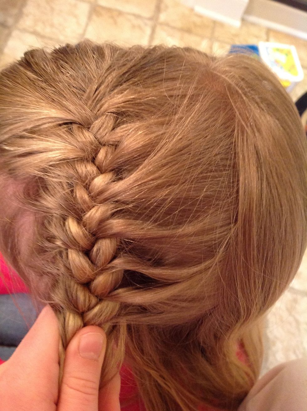 Now French braid, and when you are at the place where you would just normal braid it to the end, fish tail \u27a1\u27a1\u27a1