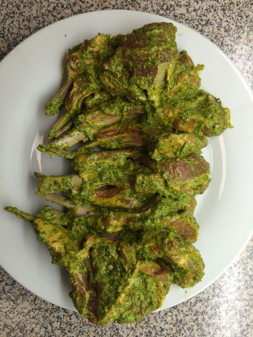 Now further marinate the lamb chops with the green paste created in step 4 and set aside for 10-15 minutes.