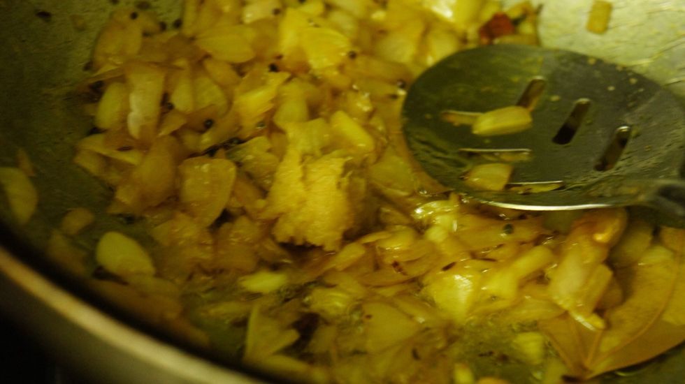 Now ginger garlic paste..