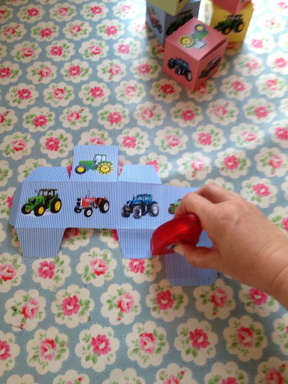 Now glue the large tab.