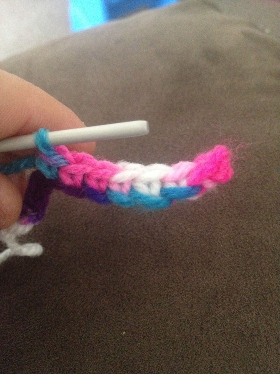 Now go ahead and make 6 more single crochet