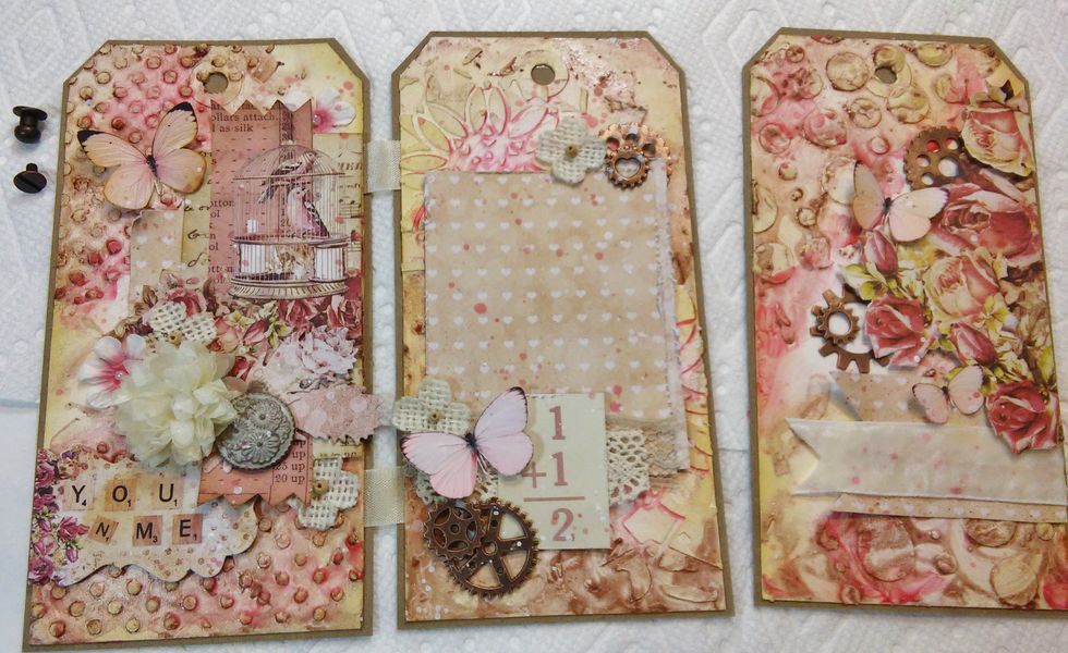 Now I'll attach each tag to it's base on these sides. Remember, if you use tape you have to be sure where you are putting down the tag...not much room for adjusting!