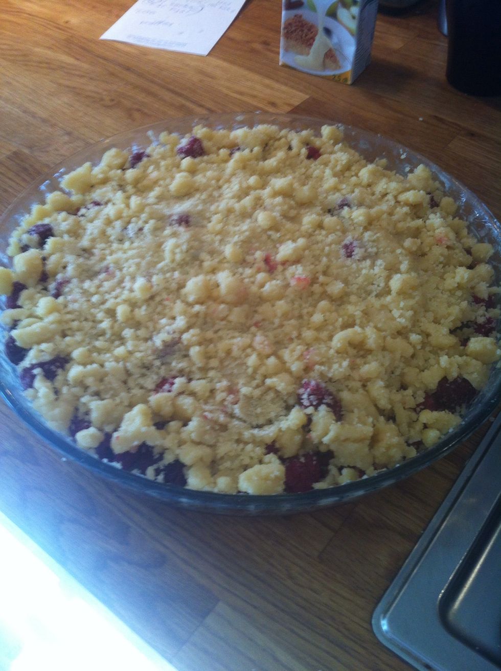 Now I'm happy :) put it in to the oven in the middle at 200 degrees Celsius for somewhere around 20 minutes