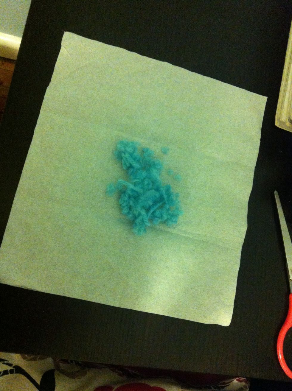 Now I suggest you to get a piece of paper so you can catch all the rubbish making it easier to clean up later. The blue stuff was from the one I made before