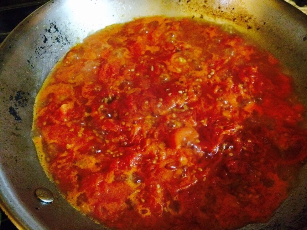 Now I've let it "cook down". Now all that means is you allow it to come to boil. Then you turn down the heat just enough that it is in a low boil and simmering. The simmering will concentrate it.