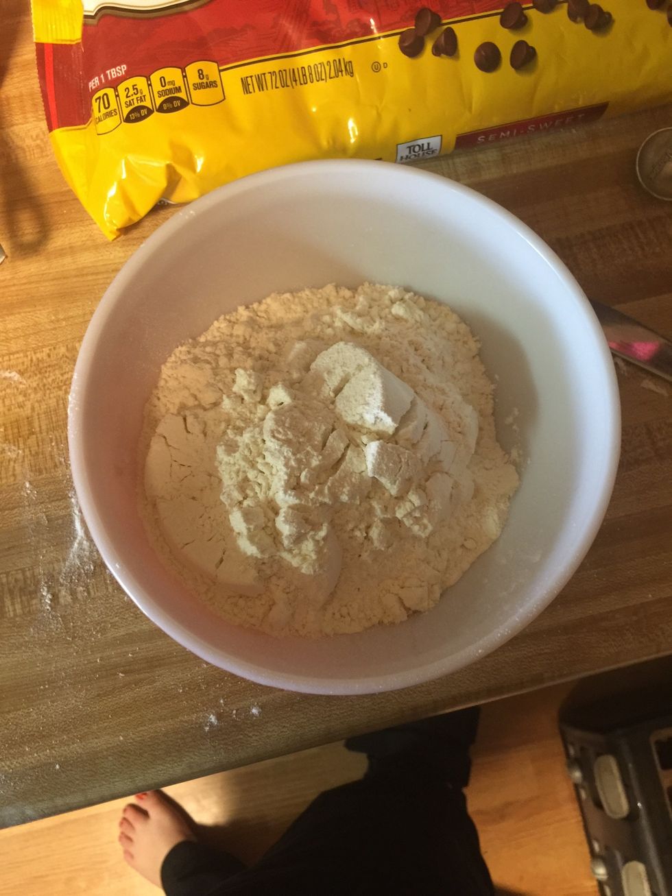 Now in a separate bowl mix together salt, flour and baking soda