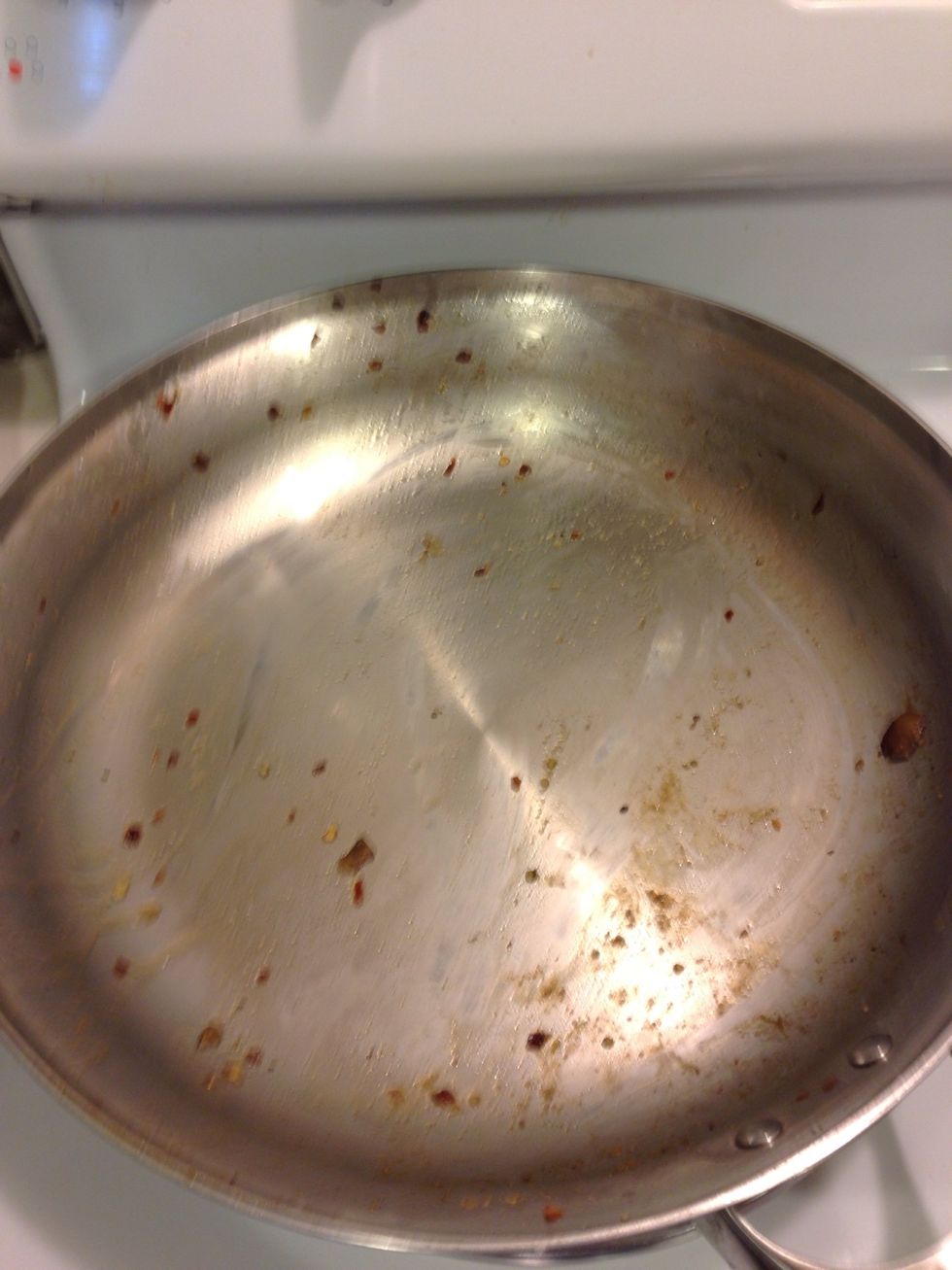 Now in the same pan you cooked the shrimp, add a bit more olive oil