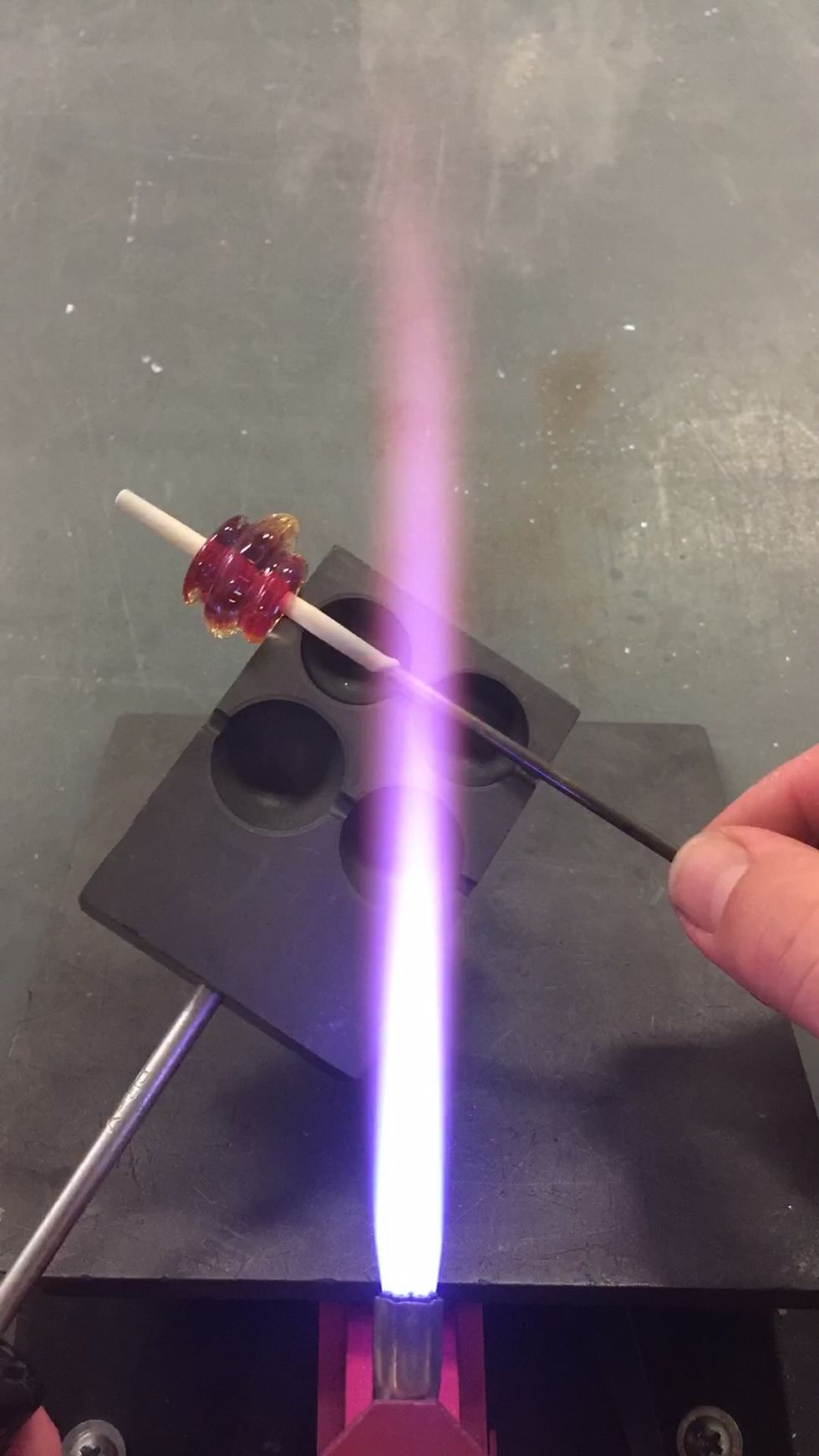 Now is a good time to tidy up the ends.  Use the outside edge of the Beadroller to flatten and correct the ends.