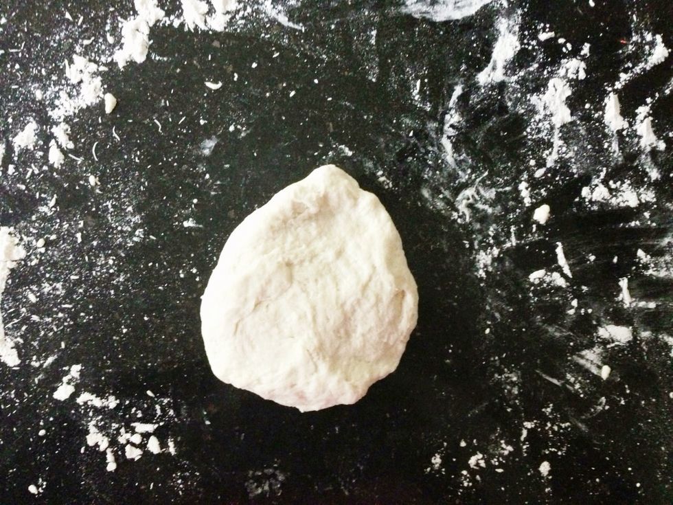 Now it's time to get kneading! Do this for 5-10 minutes, until your dough is bouncy and slightly elastic. Then return to bowl and set aside for 30 - 45 mins (i waited 25 mins; I was way too hungry!)