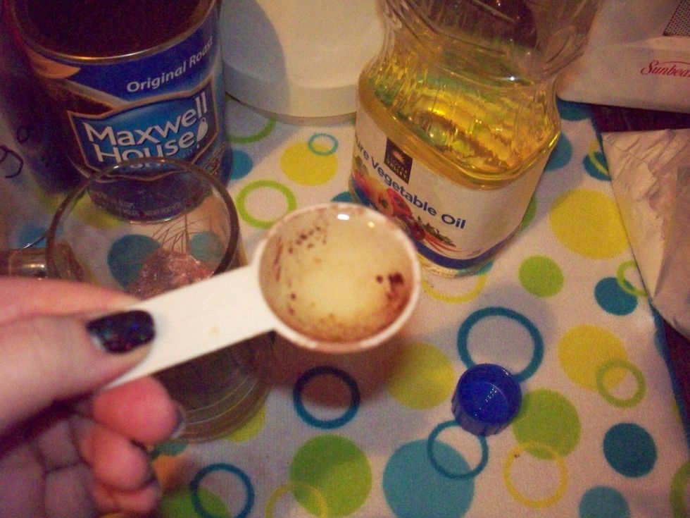 Now it's time to start adding the wet ingredients. 2 tablespoons of oil here (use your preference of oil).