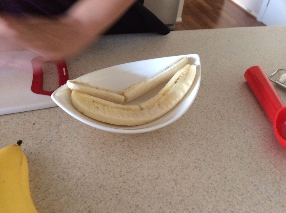 Now lay the 2 halves in the bowl side by side neatly (and try not to let them break in half) \ud83d\udc4d