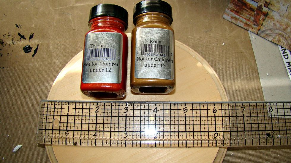 Now let's prepare the base for our coffin, Using a combination of theses two paints and craft sand I painted the foundation.