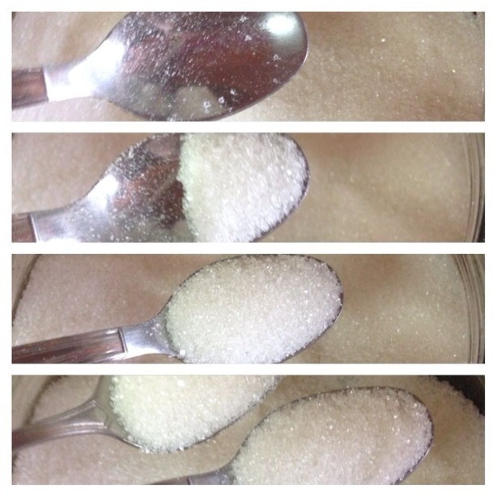 Now lets choose sugar amount. This DEPENDS on YOURSELF First photo:No sugar Second photo:Half sugar Third photo:Medium (this is the normal one) Forth photo:Sugary(two spoon)