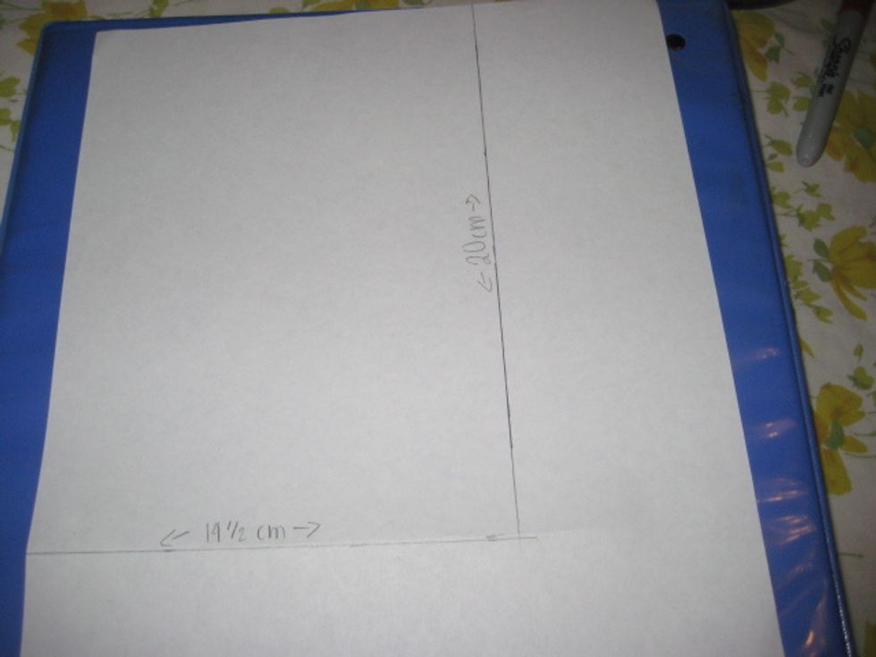 Now measure the back of your box. This is for the inside paper. Mine measured 20 cm by 14 1/2 cm