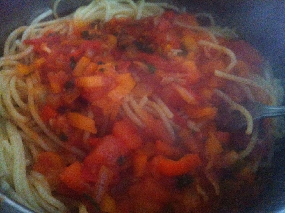 Now mix the sauce with spaghetti ..