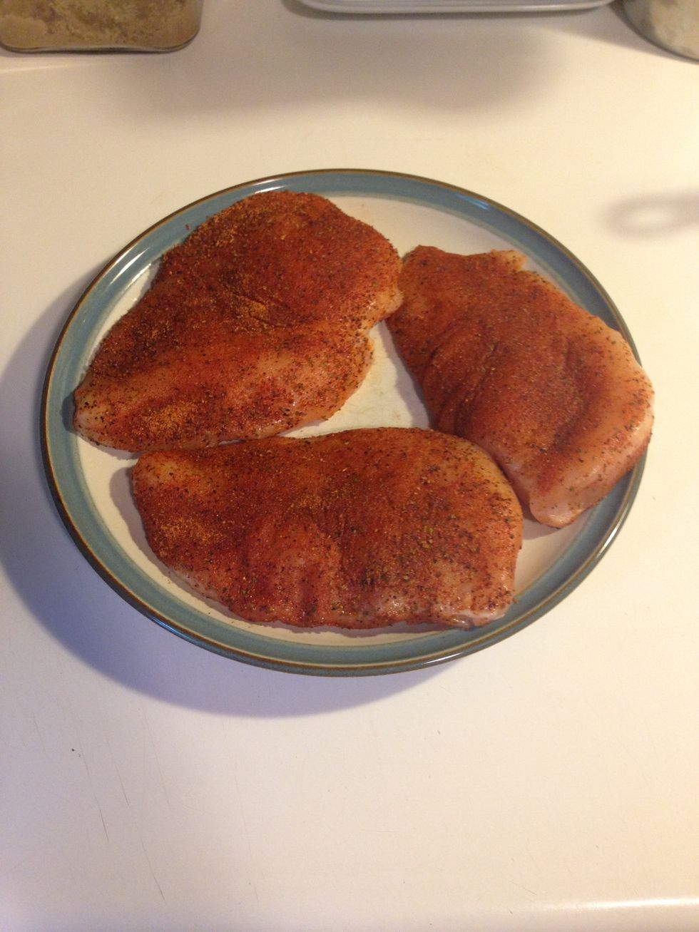 Now move the chicken onto a plate...