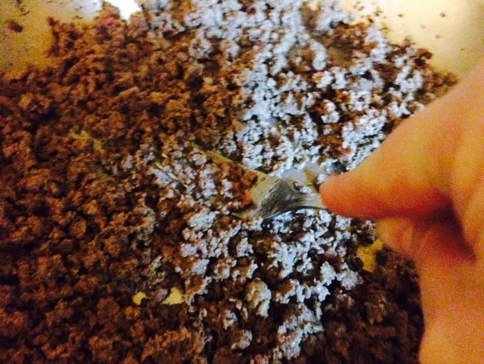 Now my bunch like the ground deer to be in small pieces so I run across with a fork and smash it to crumbles. You prepare your meat how you choose. Like beef cubes or strings of chicken, you pick.