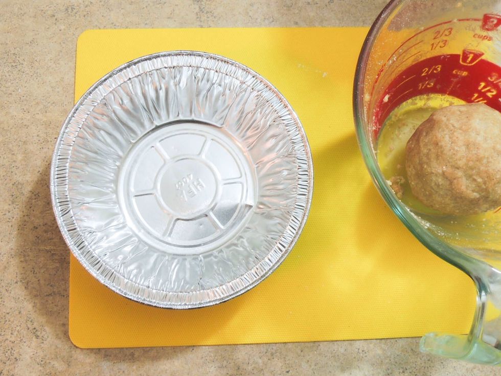 Now our task is to make a crust out of the batter inside of the pie pan. (by the way, yes, you can shape the crust without the pan)