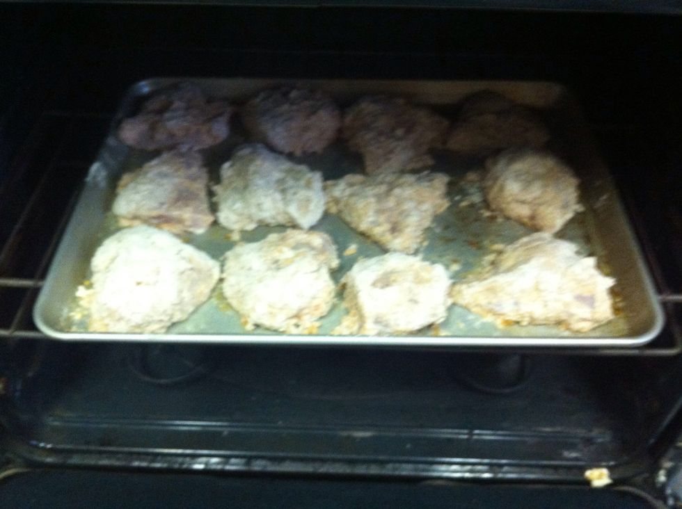 Now place all of the chicken in the oven for 20 minutes.....