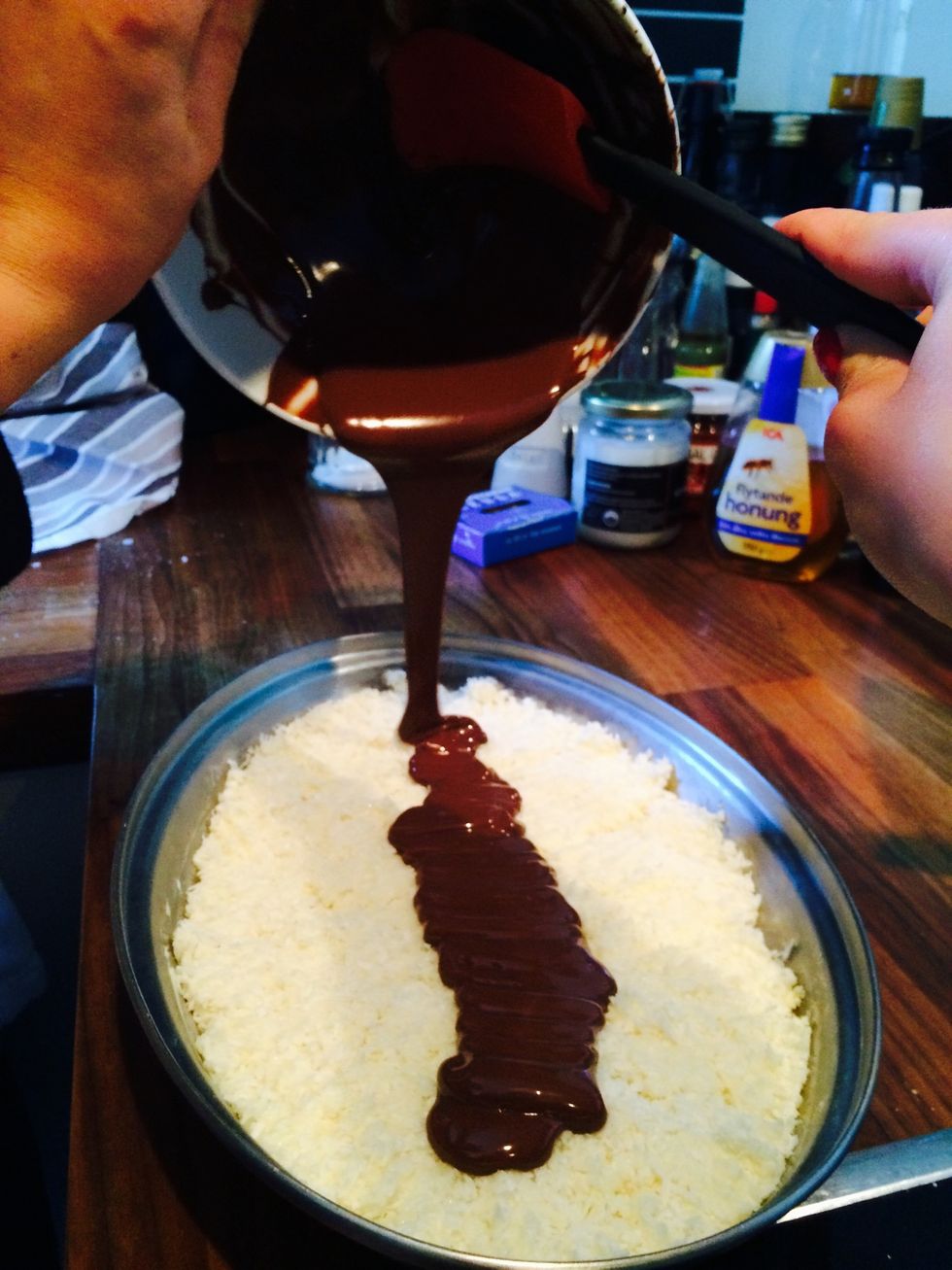 Now pour the chocolate over the batter \ud83d\ude03