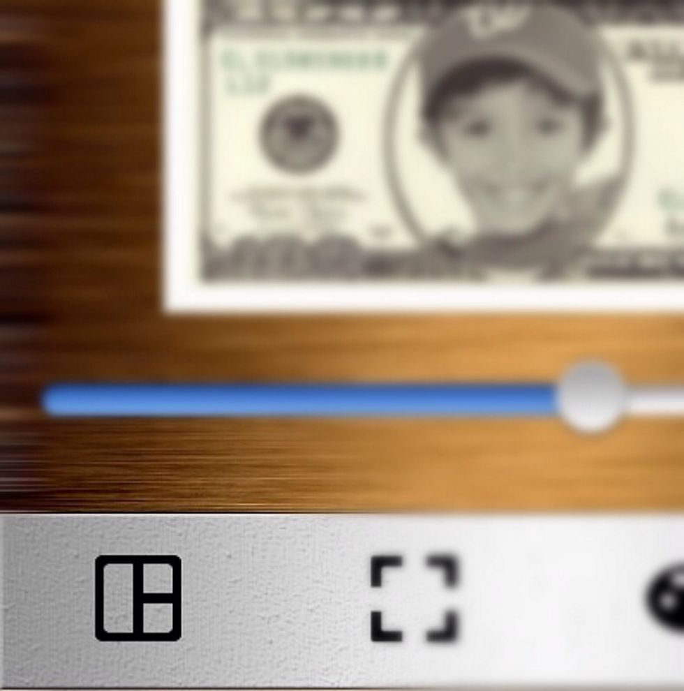 Now press the bottom left button to choose a different frame.