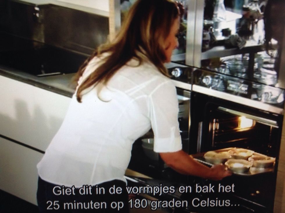 Now put it in the oven for 25 minutes at 180 *C