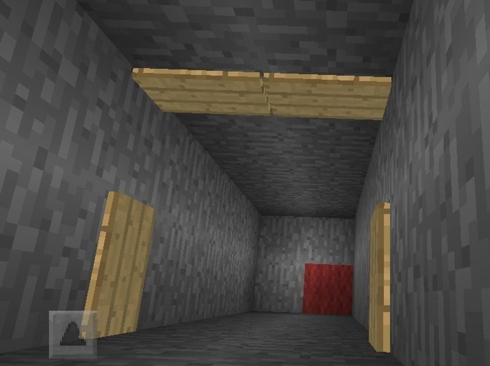 Now put signs in the middle-ish of ur hole c now make it go all around