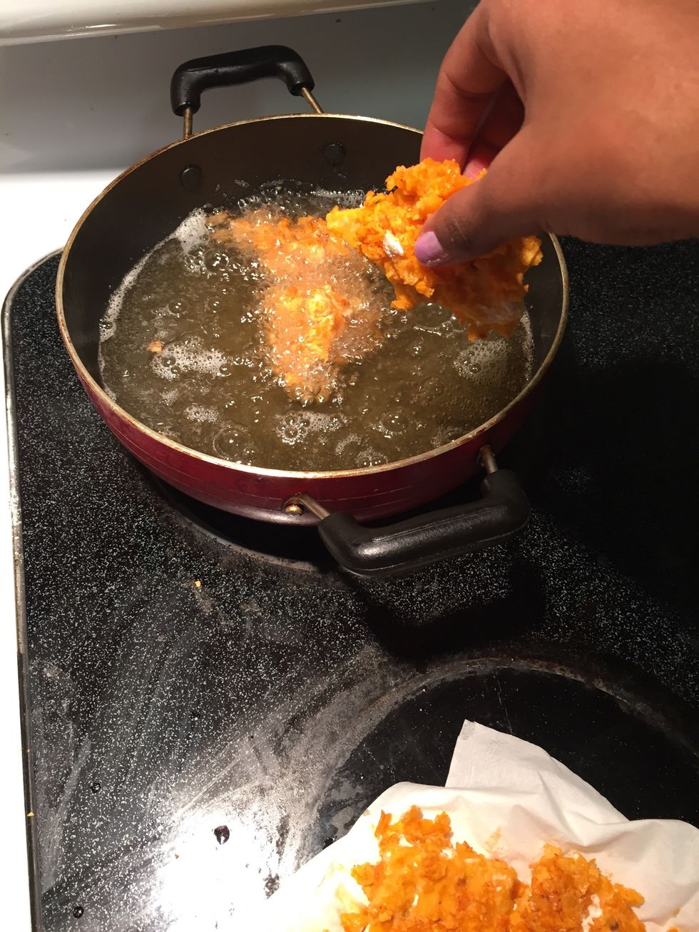 Now put the triangles in a fry pan and fry for 5 minutes